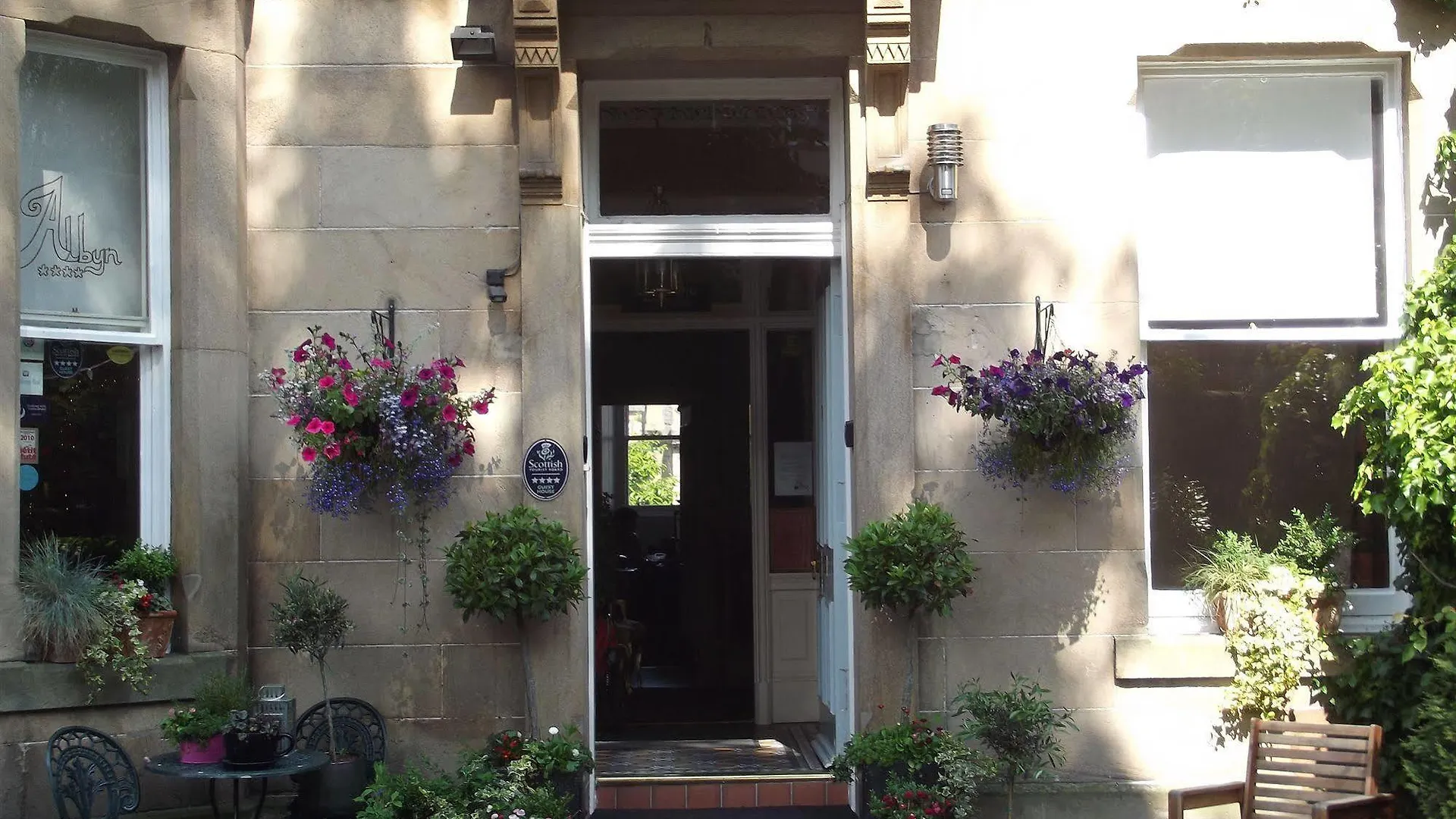 Albyn Townhouse Hotel EDI 4*,